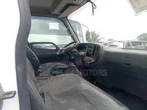 Hyundai Mighty Truck