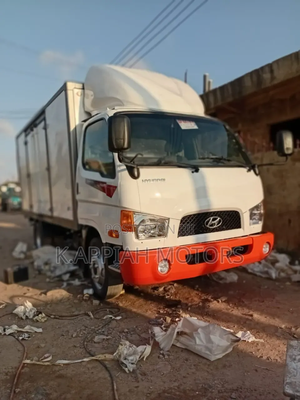 Hyundai E-Mighty Container