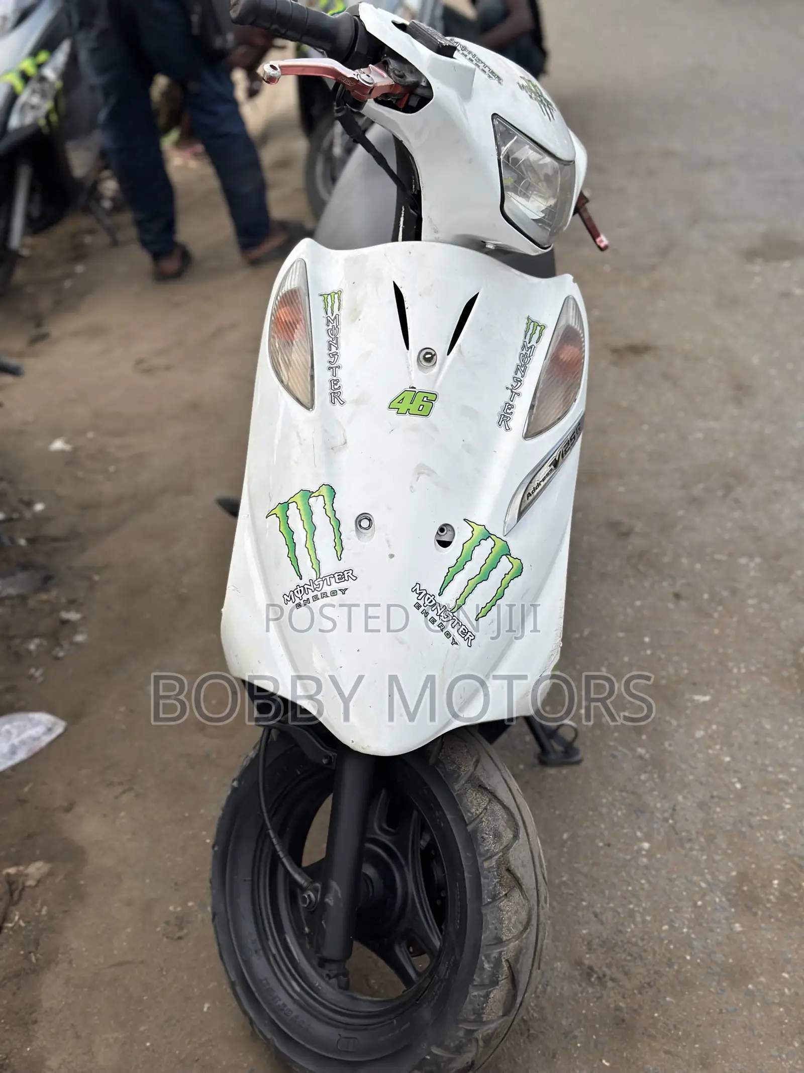 Suzuki 2022 White