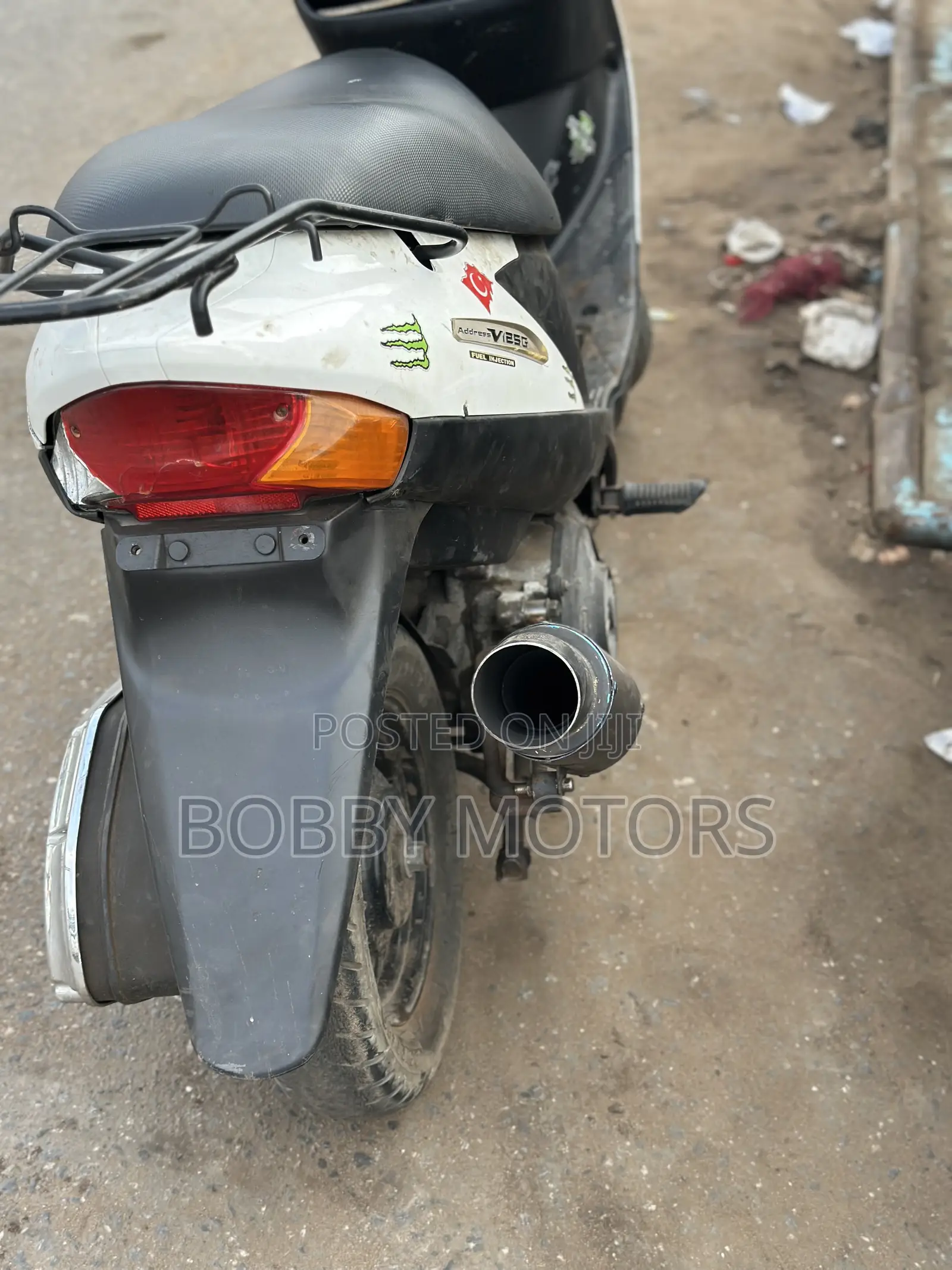 Suzuki 2022 White