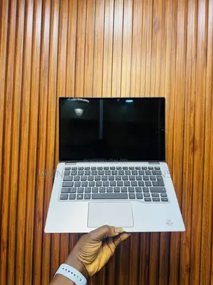 Laptop Dell Latitude 9410 2-in-1 16GB Intel Core i7 SSD 512GB
