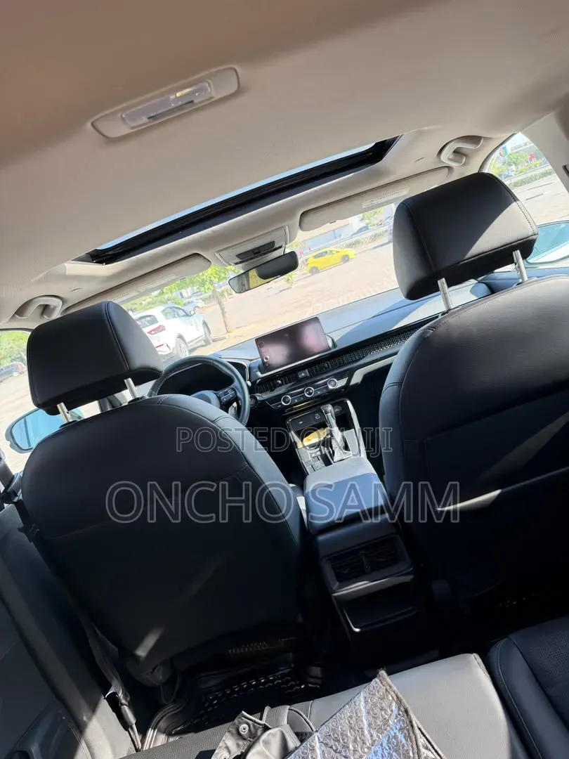 Honda CR-V 2023 White