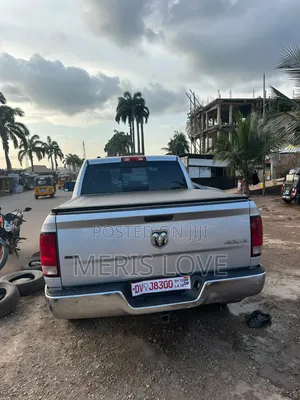 RAM 1500 2015 Silver