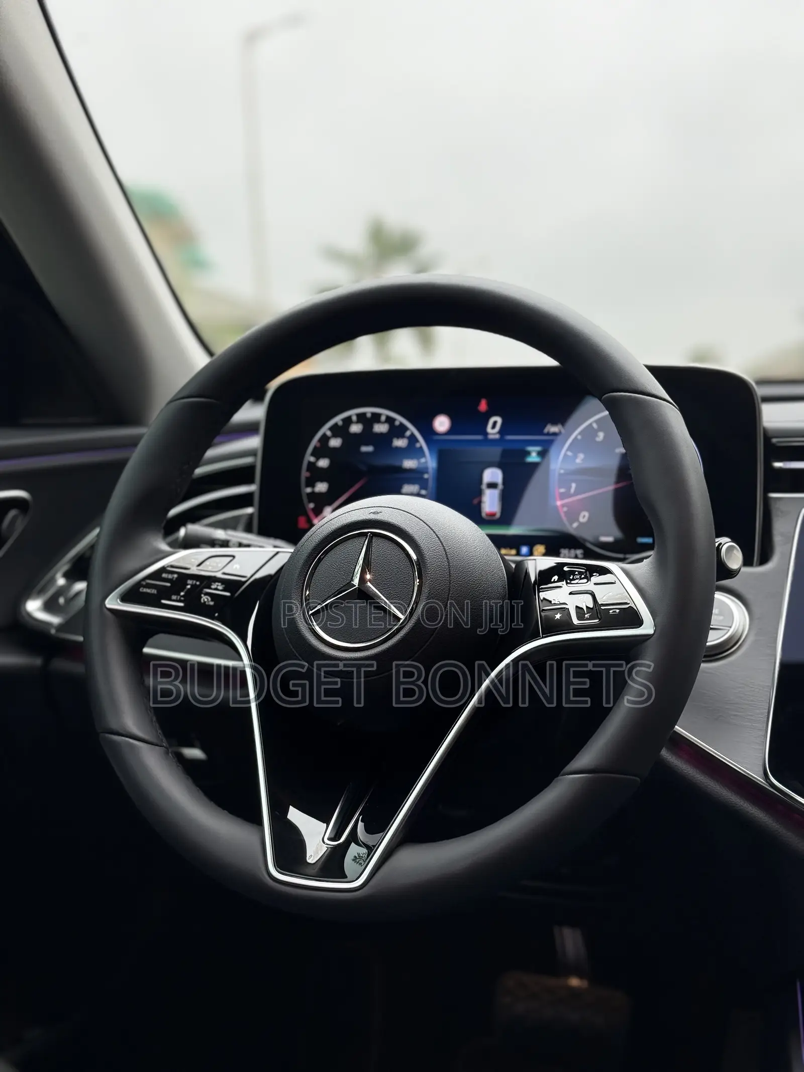 Mercedes-Benz E200 2025 White