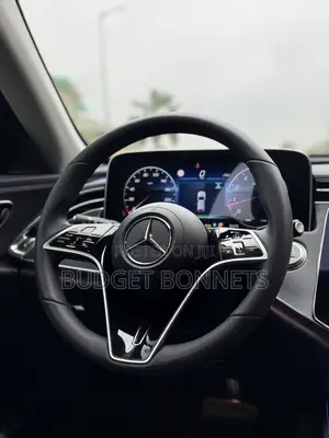Mercedes-Benz E200 2025 White