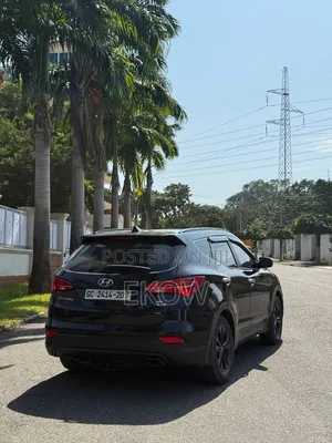 Hyundai Santa Fe 2016 Black