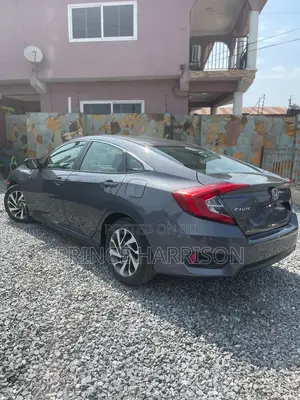 Honda Civic EX Sedan 2018 Gray