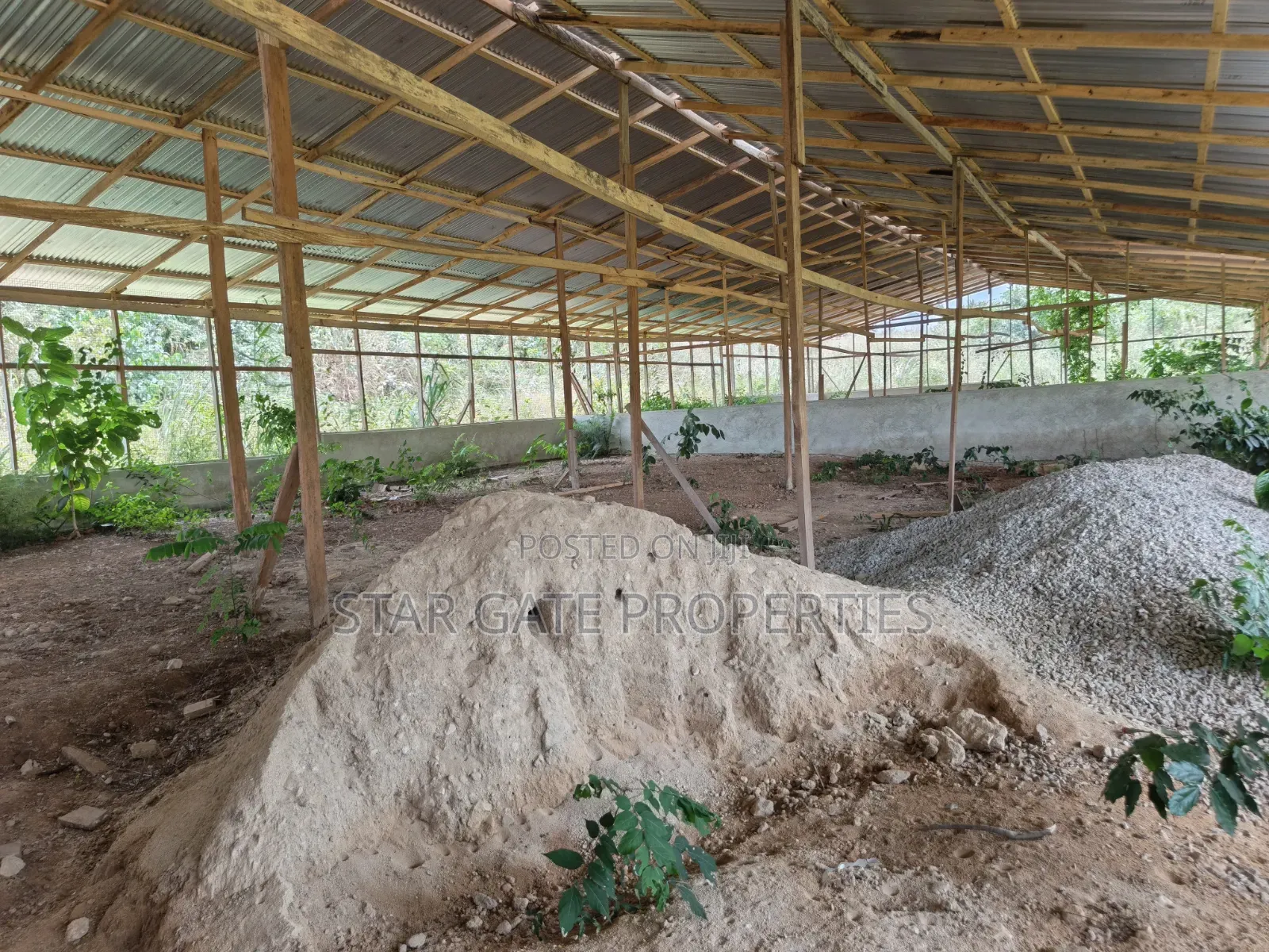 Poultry Farm for Sale ( Near Anwiankwata,Obuasi)