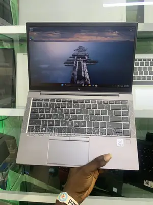 Laptop HP ZBook Firefly 14 G7 8GB Intel Core i5 SSD 256GB