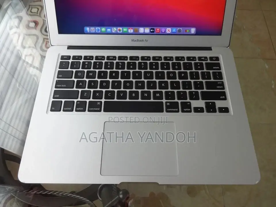 Laptop Apple MacBook Air 8GB Intel Core i5 SSD 128GB