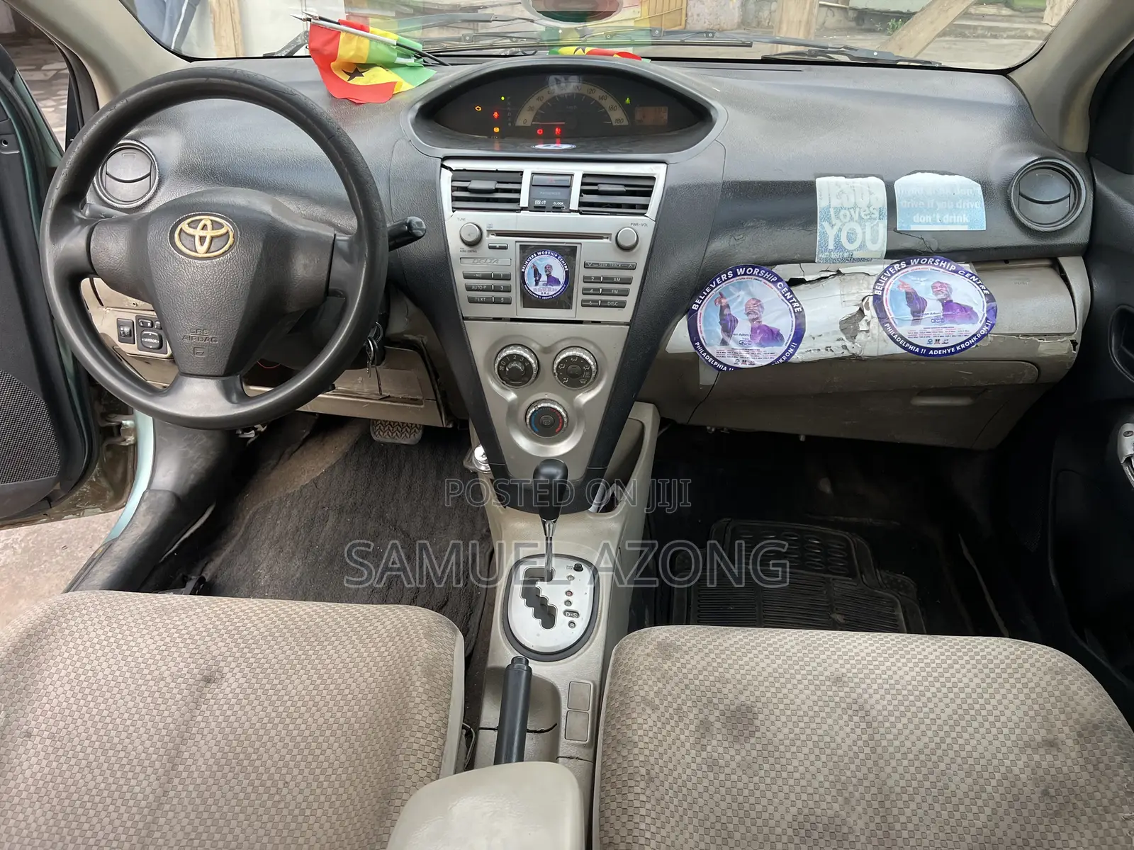 Toyota Belta 2011 Silver