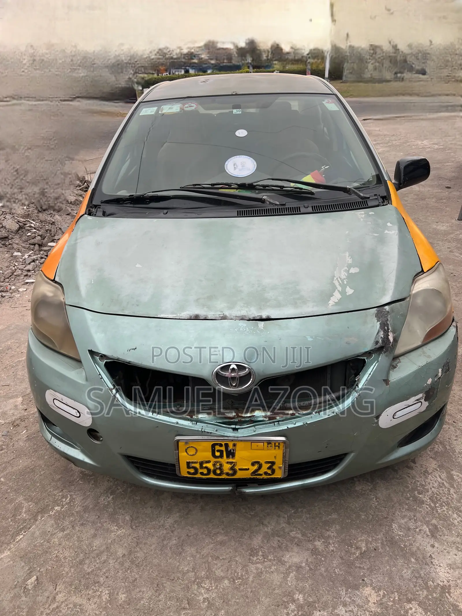 Toyota Belta 2011 Silver
