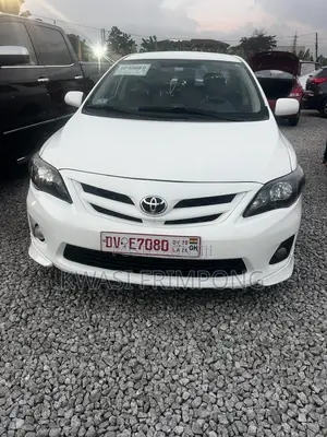 Toyota Corolla S 4dr Sedan (1.8L 4cyl 4A) 2012 White