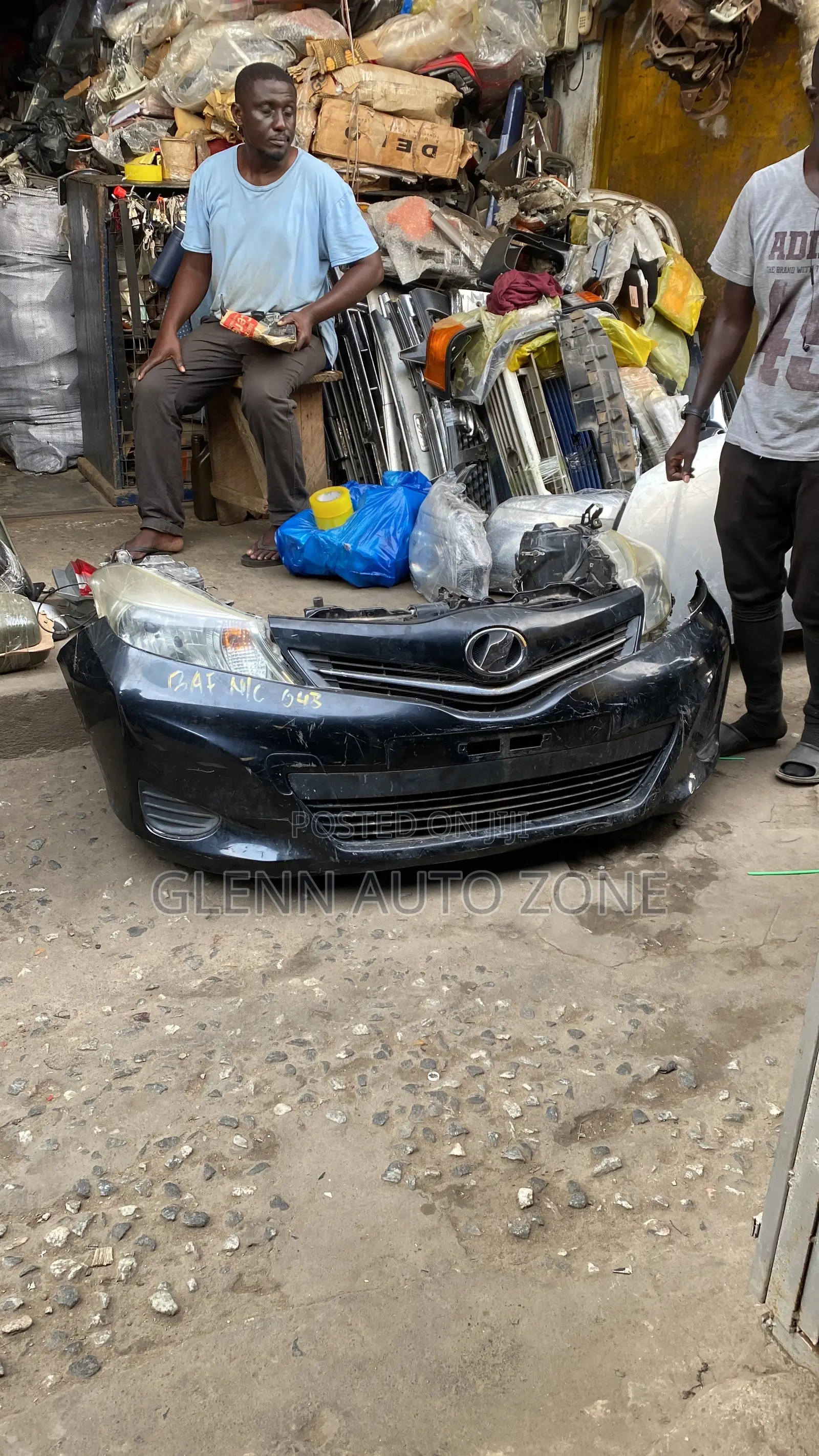 Toyota Vitz Front Cut 2012
