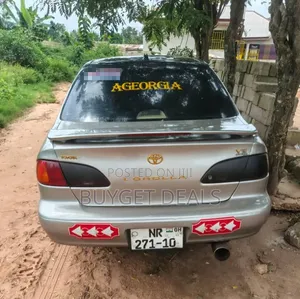 Toyota Corolla 1.5 Sedan 2002 Silver
