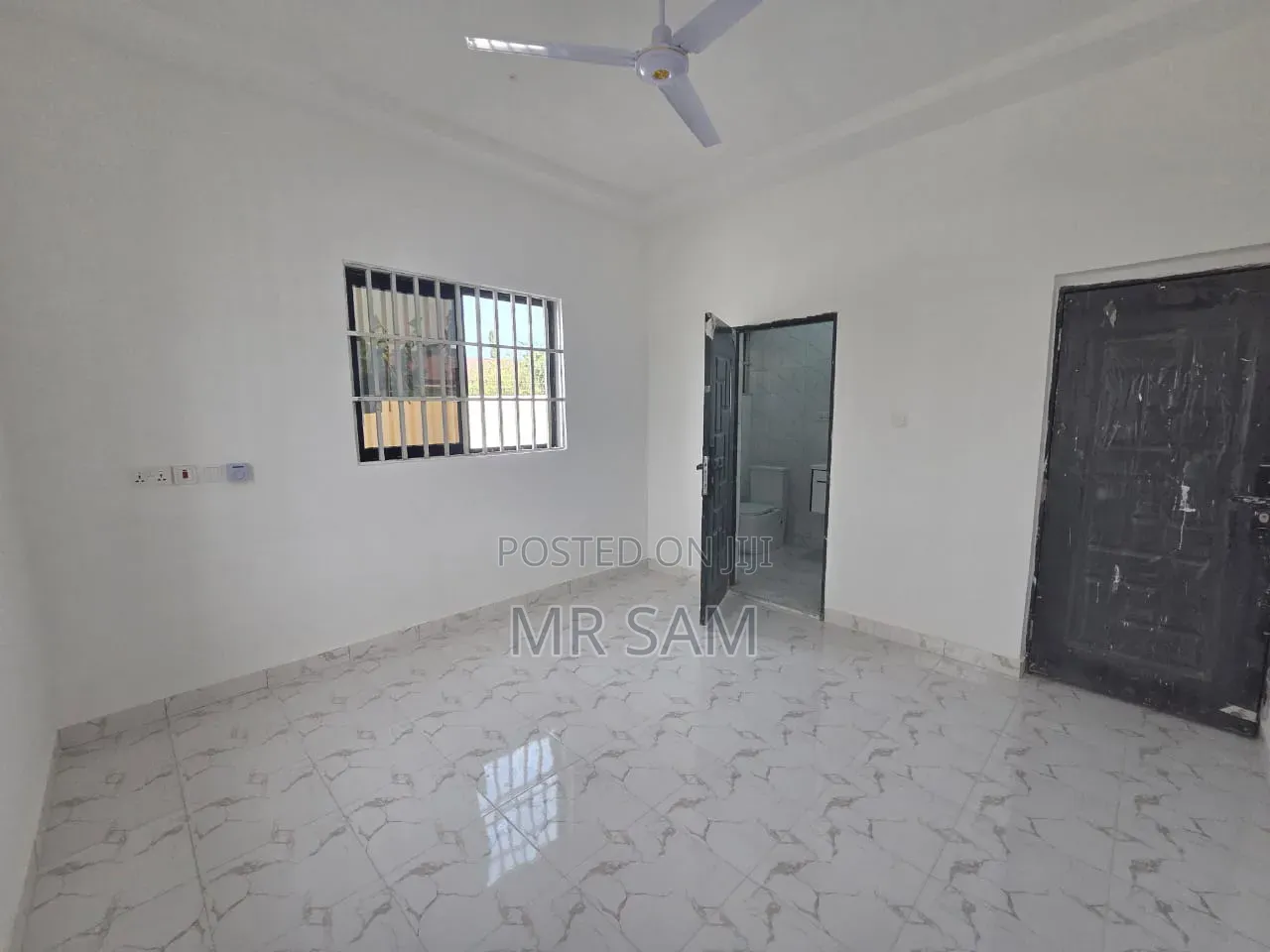 3bdrm House in Sam Properties, Adade for sale