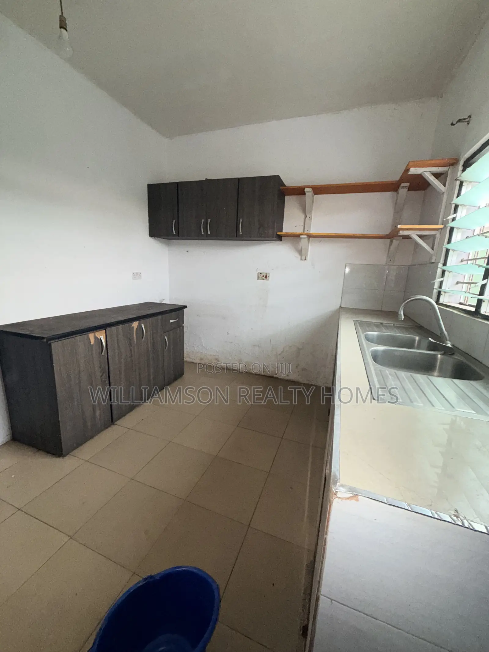 3bdrm Apartment in Community 18 Area, Spintex for rent