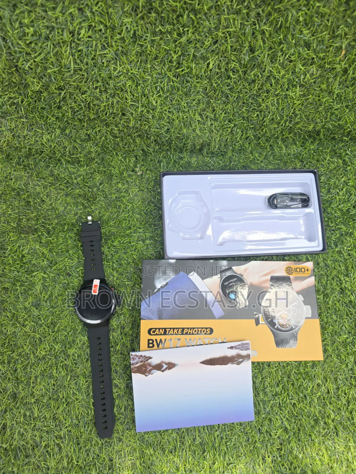 GW17 Smartwatch With Pop Up Camera and Sim Slot
