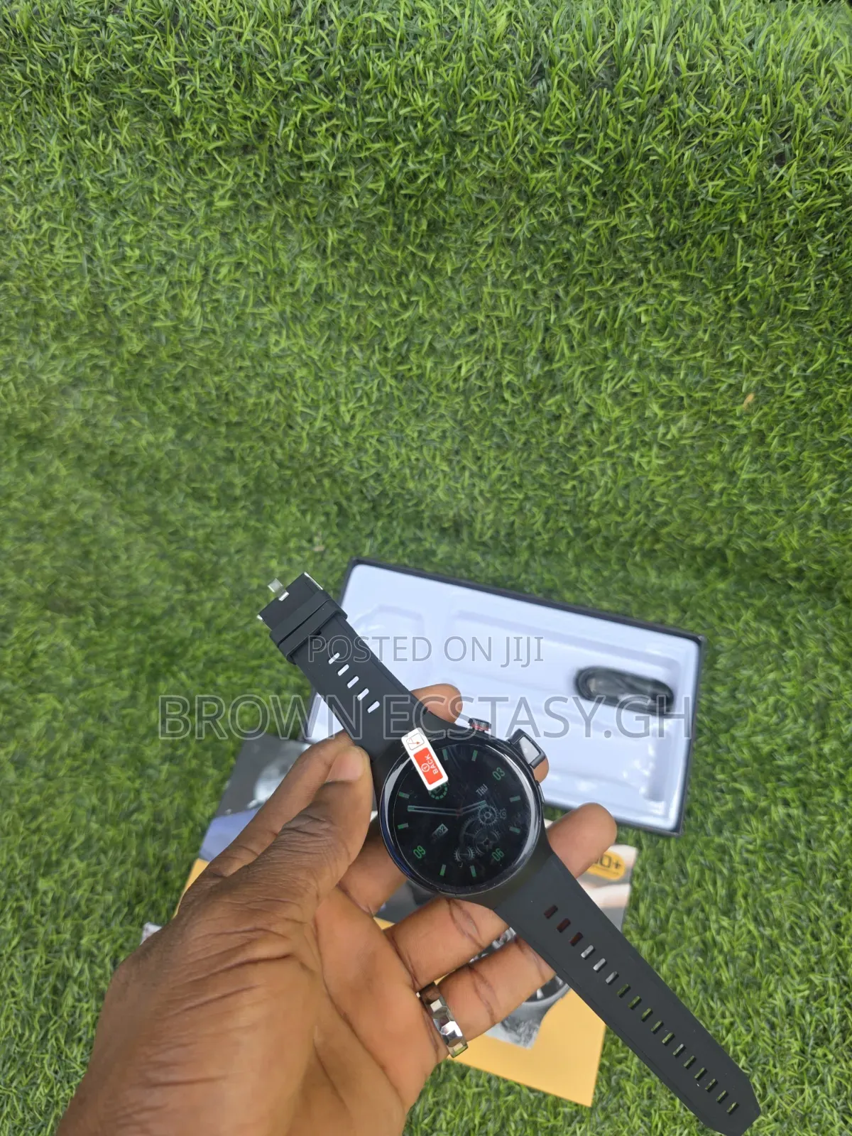 GW17 Smartwatch With Pop Up Camera and Sim Slot
