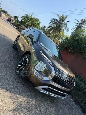 Mitsubishi Outlander Sport 2022 Brown