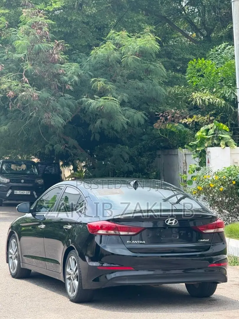 Hyundai Elantra Limited 2018 Black