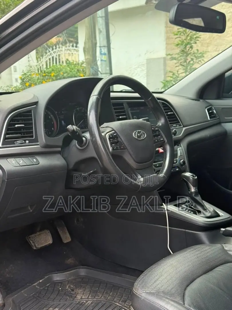 Hyundai Elantra Limited 2018 Black