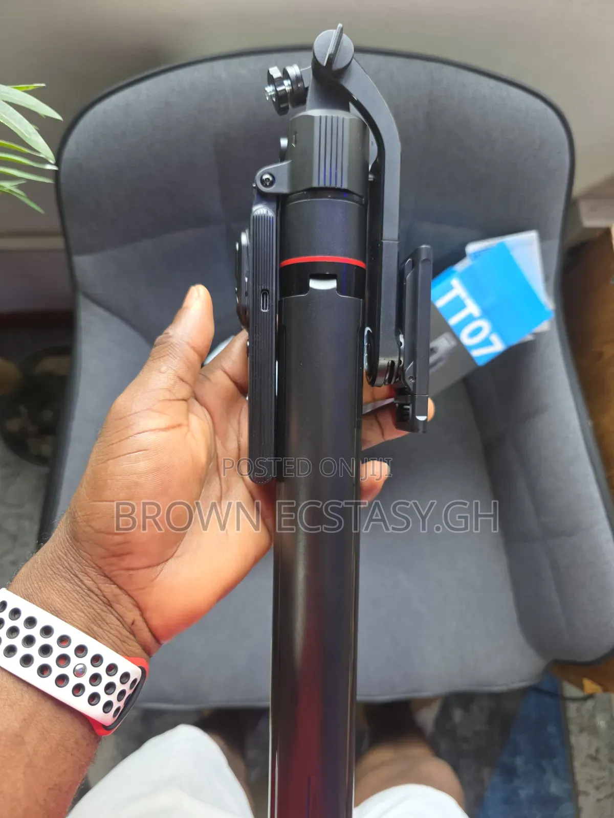 AI Smart Tripod (Face Tracking and Gimbal)