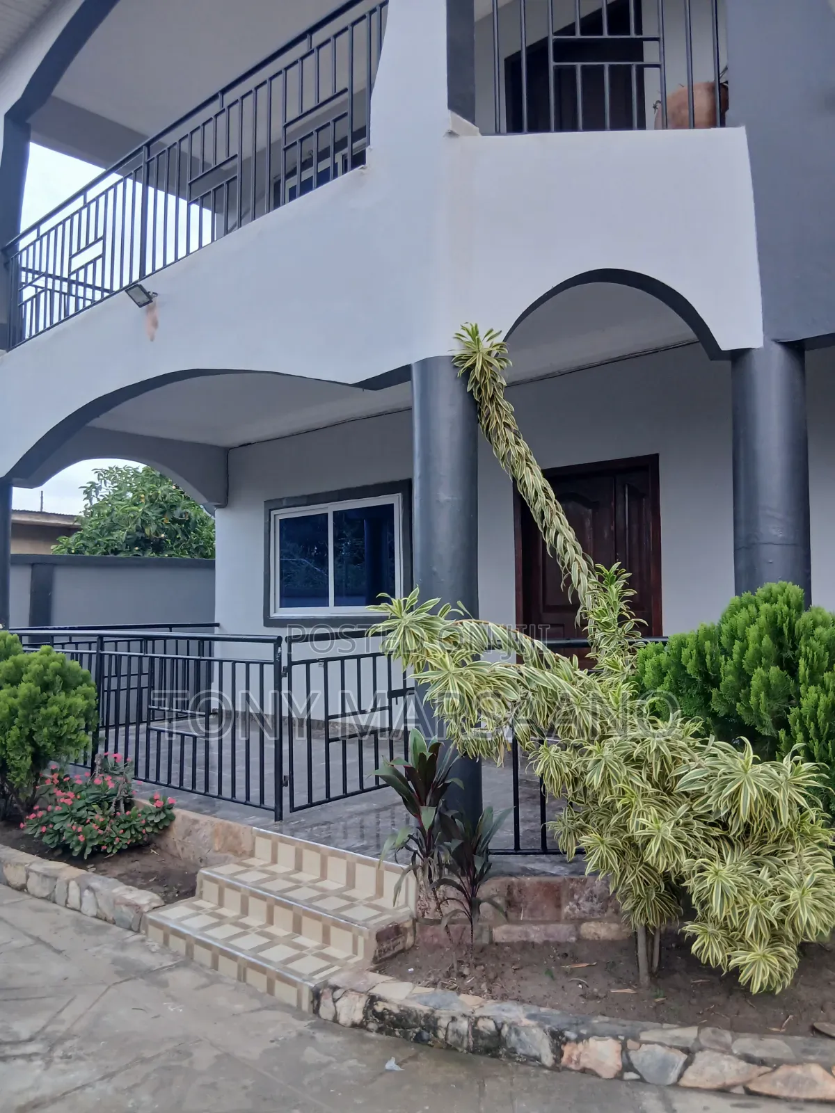 2bdrm Apartment in Haatso, Papao for rent