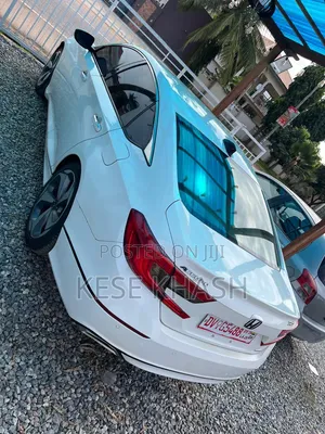 Honda Accord Touring 2018 White