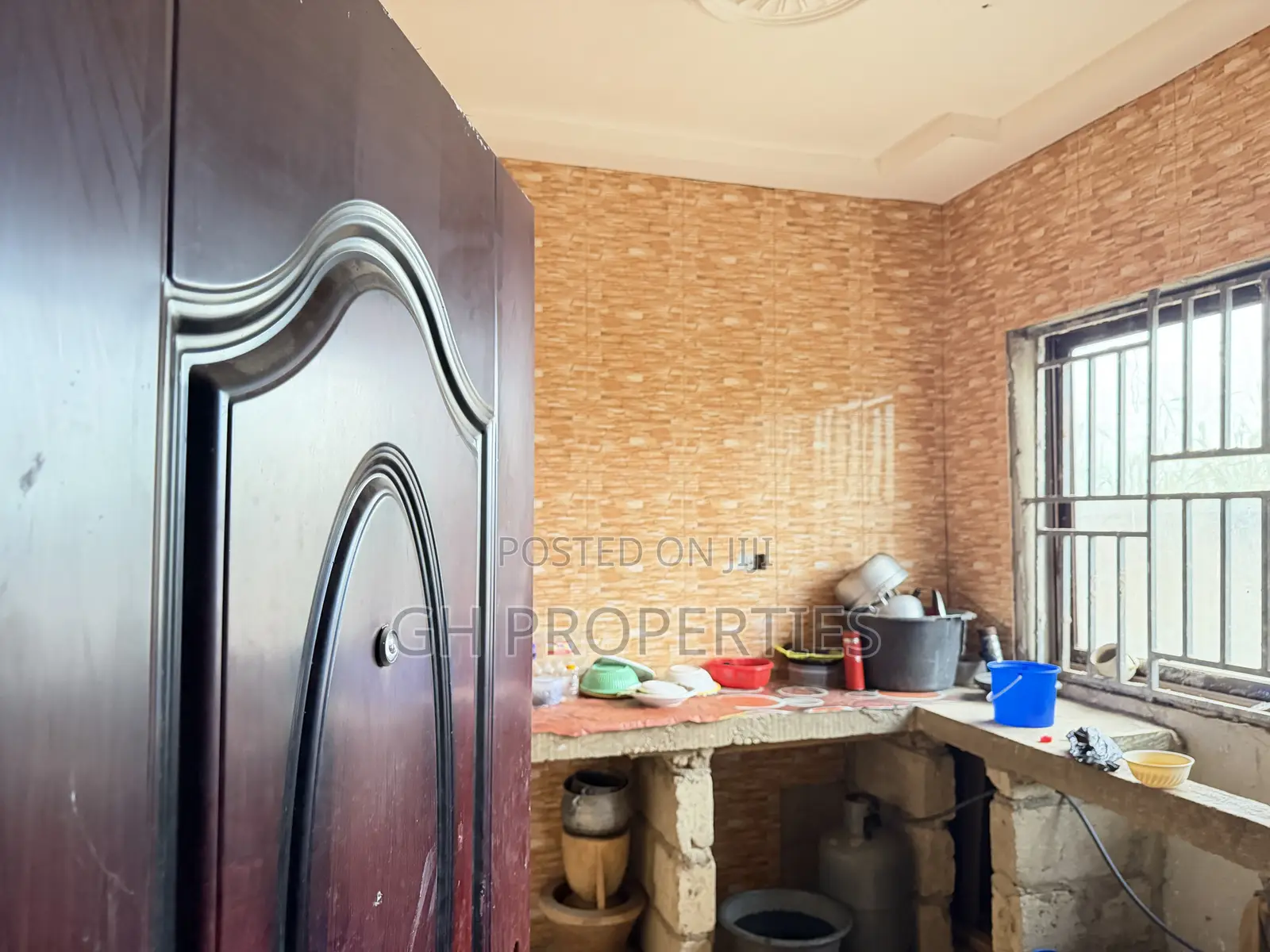 4bdrm House in Ejisu Kwamo, Kumasi Metropolitan for sale