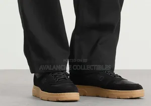 New Balance Classic Suede Shoes Sizes 40-45
