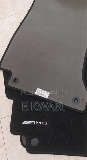 Original Mercedes-Benz C300 AMG Floor Mats – Genuine OEM