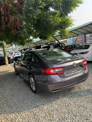 Honda Accord Sport (2.0L 4cyl Turbo 10A) 2019 Gray