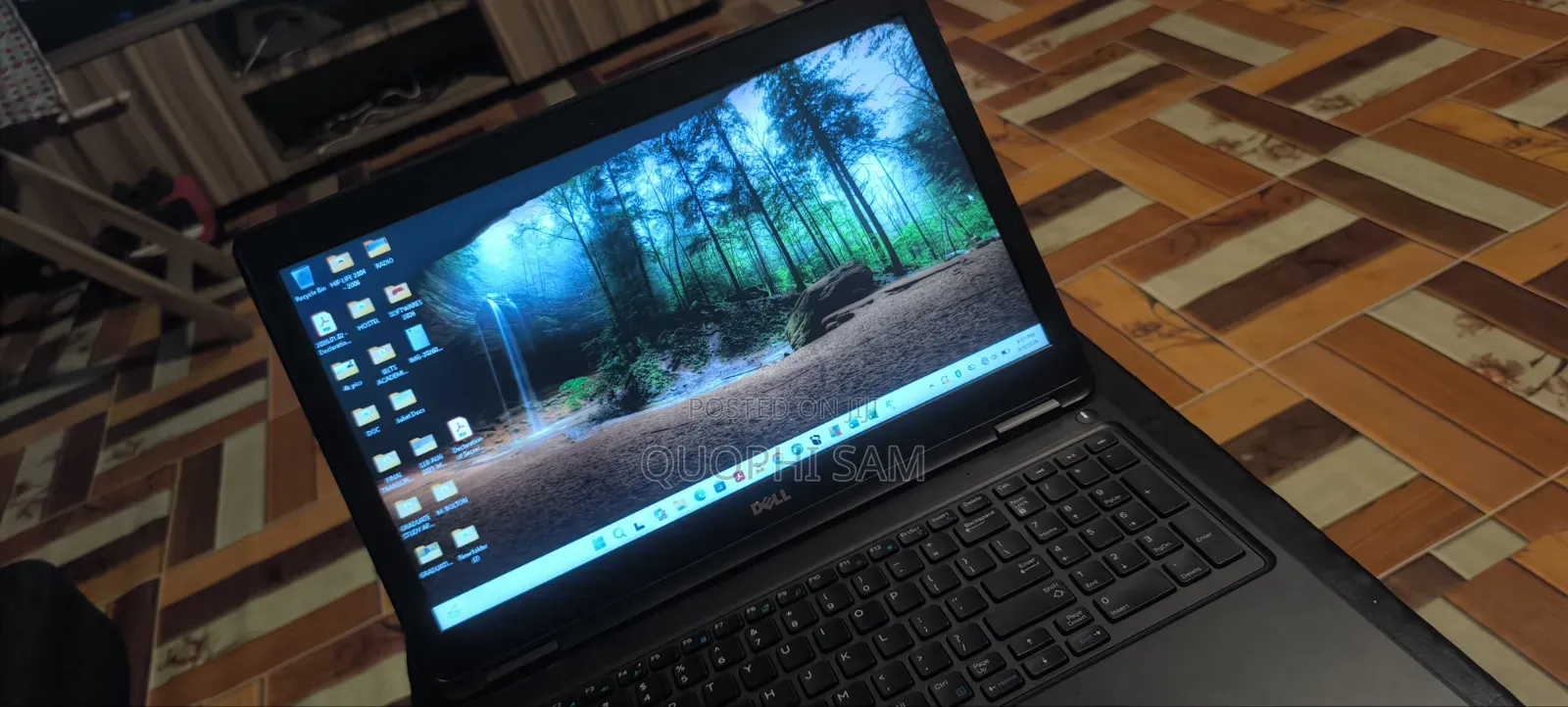 Laptop Dell Latitude 5550 8GB Intel Core i5 SSD 500GB