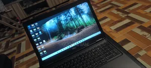Laptop Dell Latitude 5550 8GB Intel Core i5 SSD 500GB