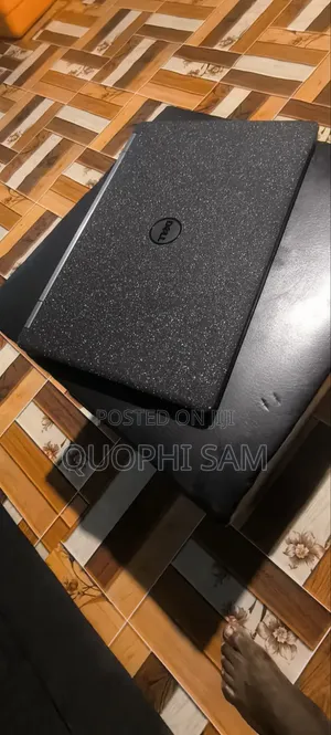Laptop Dell Latitude 5550 8GB Intel Core i5 SSD 500GB