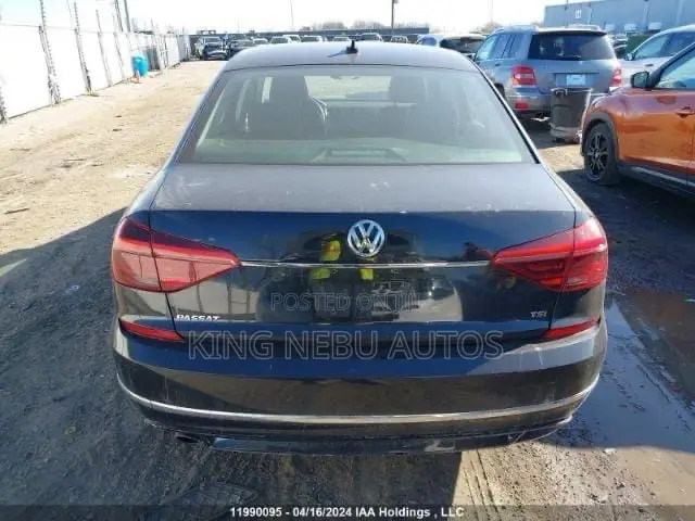Volkswagen Passat 2.0T Wolfsburg Edition 2019 Blue