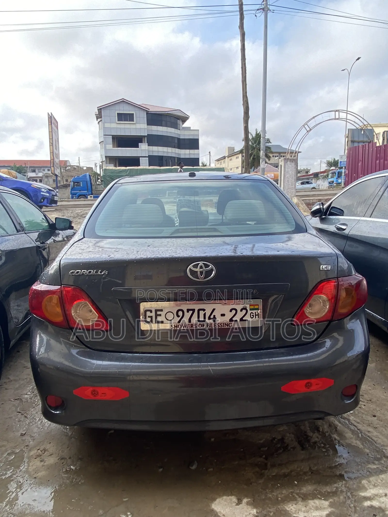 Toyota Corolla LE 4dr Sedan (1.8L 4cyl 4A) 2010 Gray