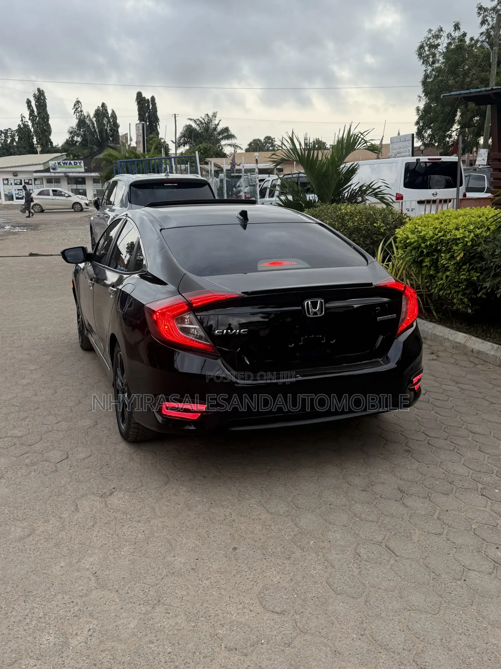 Honda Civic Touring 4dr Sedan (1.5L 4cyl) 2017 Black