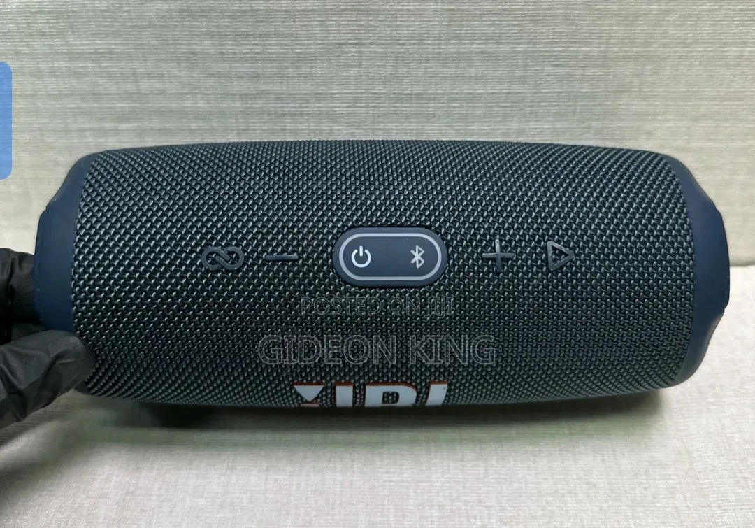 JBL Charge 5