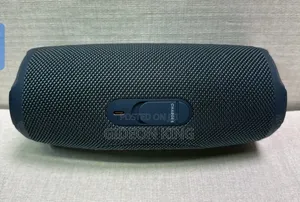 JBL Charge 5