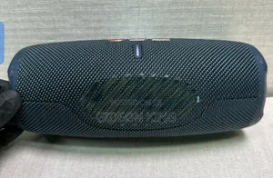 JBL Charge 5