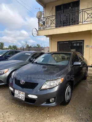 Toyota Corolla LE 4dr Sedan (1.8L 4cyl 4A) 2010 Gray