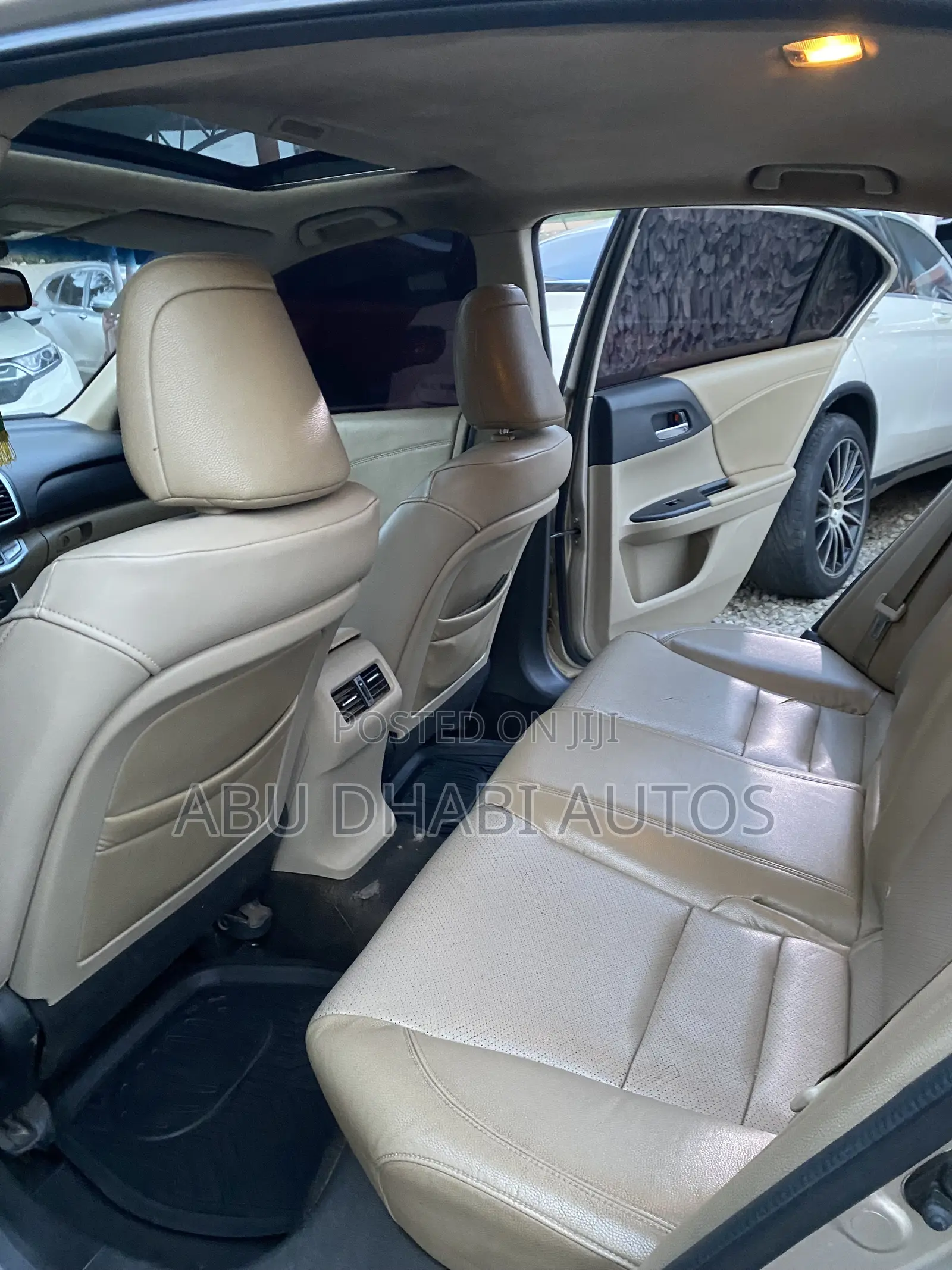 Honda Accord Touring 4dr Sedan FWD (3.5L 6cyl 6A) 2013