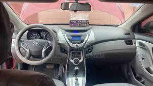 Hyundai Elantra 2017 Red