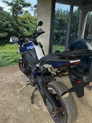 Triumph Speed Triple 2014 Blue