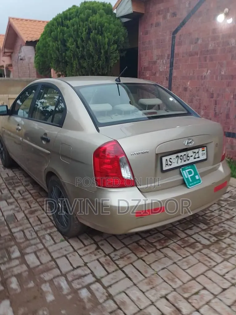 Hyundai Accent 2008 Brown
