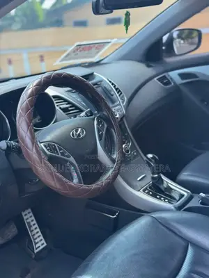Hyundai Avante 2015 White