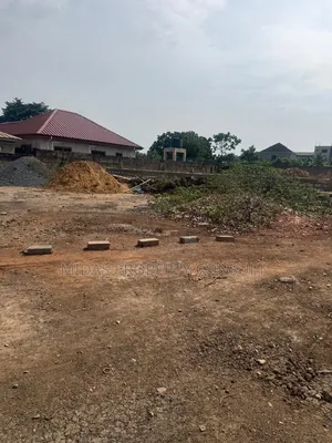 60x110ft Land for Sale at New Legon