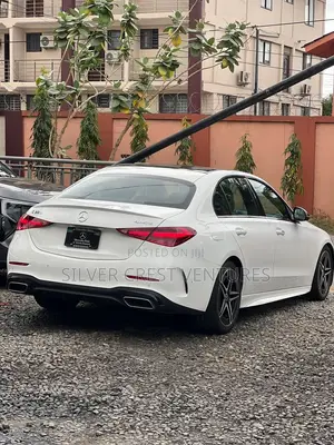 Mercedes-Benz C300 2022 White